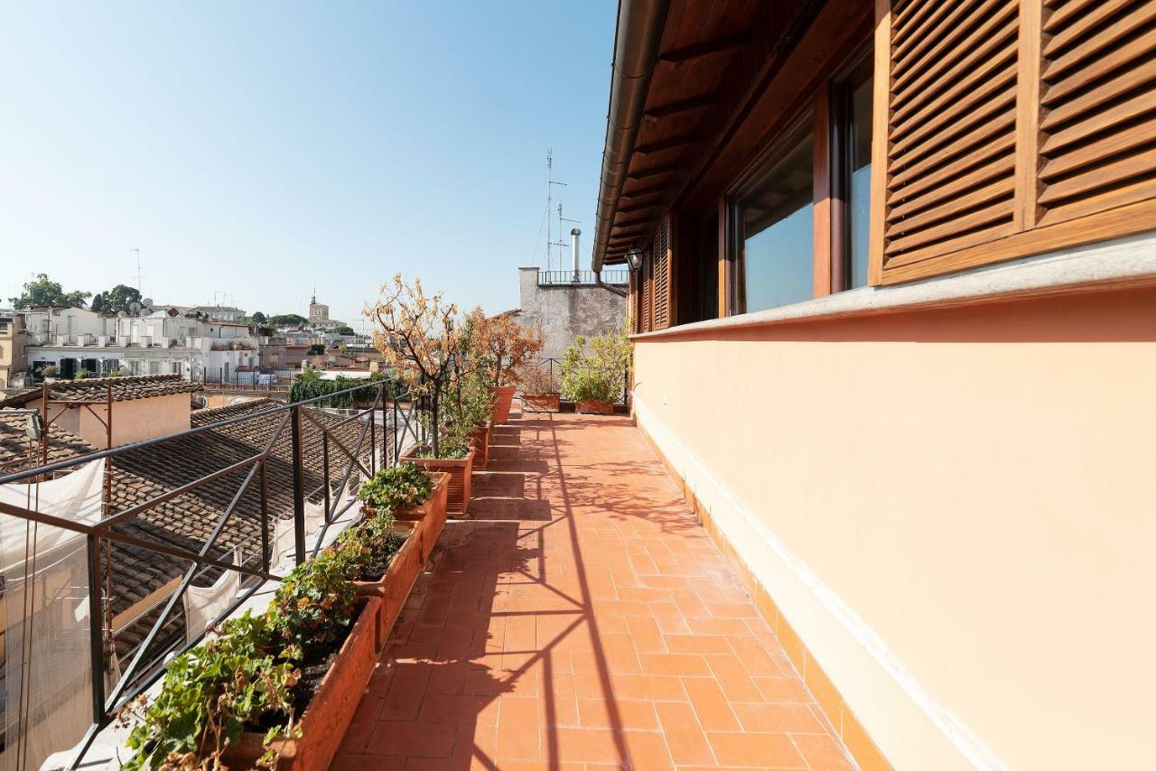 The Spanish Steps Grand Penthouse Appartement